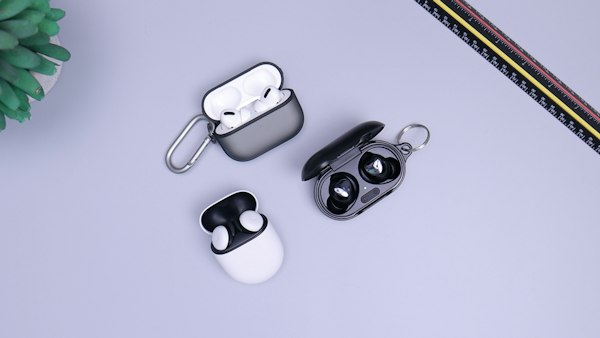 Hoco L20C 3-in-1 Dual Wireless Noise Canceling Microphone Kit for Creators